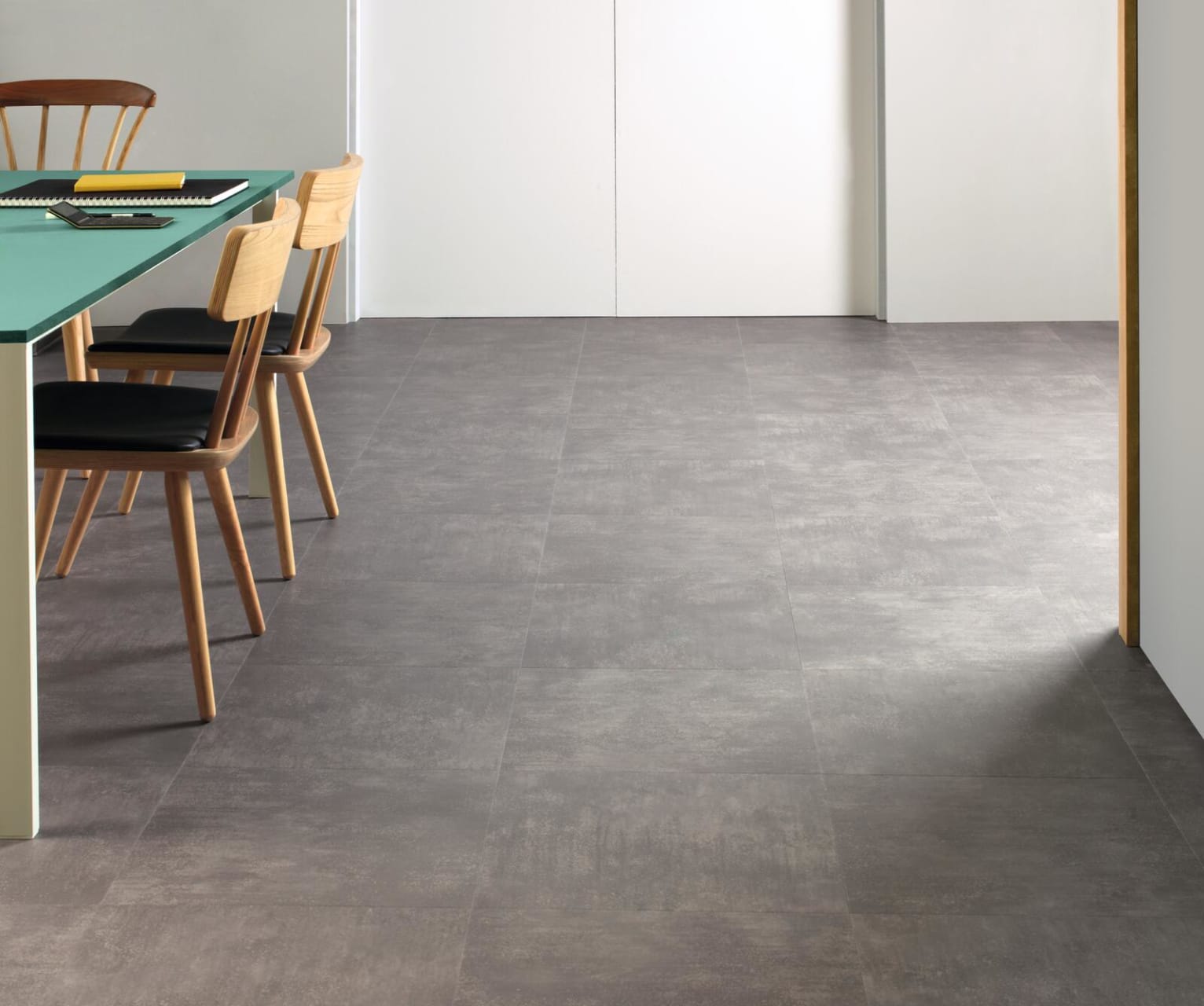 Metropolis Grey | SX5A5607 | Amtico Access Loose Lay Vinyl